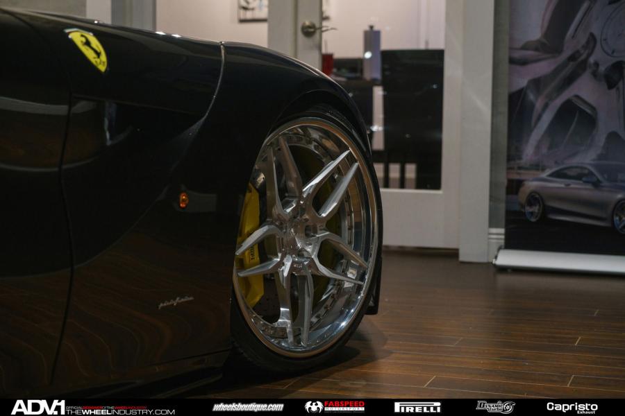  Ferrari F12berlinetta on ADV.1 Wheels (ADV05STSCS) 2015 года  (фото 3 из 34)